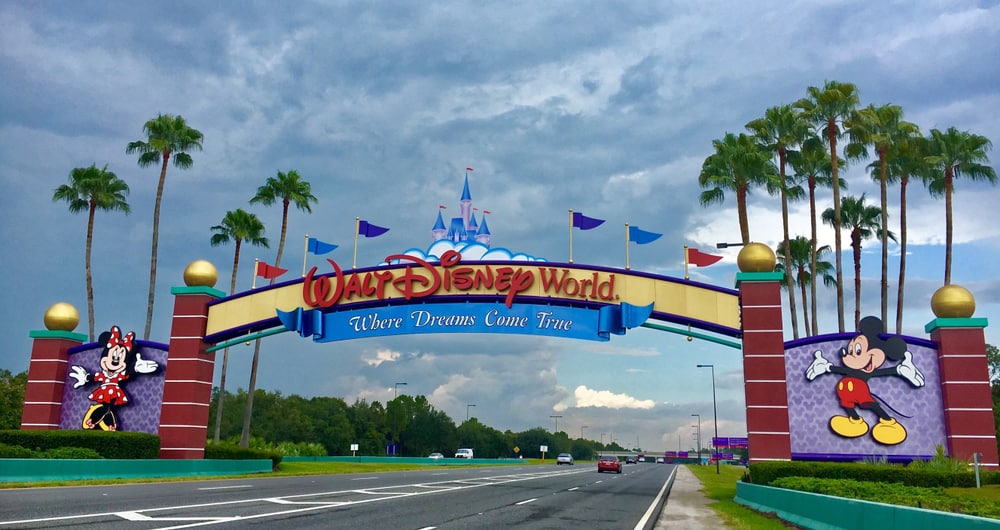The Walk Disney World Sign is famous and welcomes you to the four parks! 