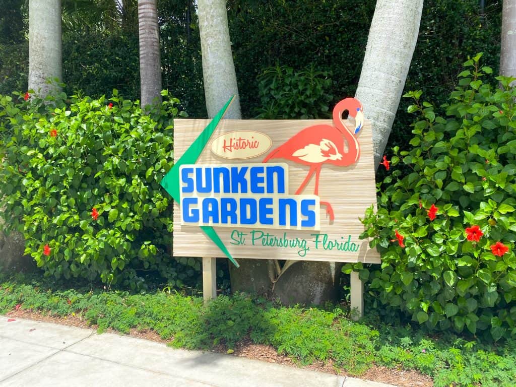 Tips For Visiting The St Pete Sunken Gardens - Florida Trippers