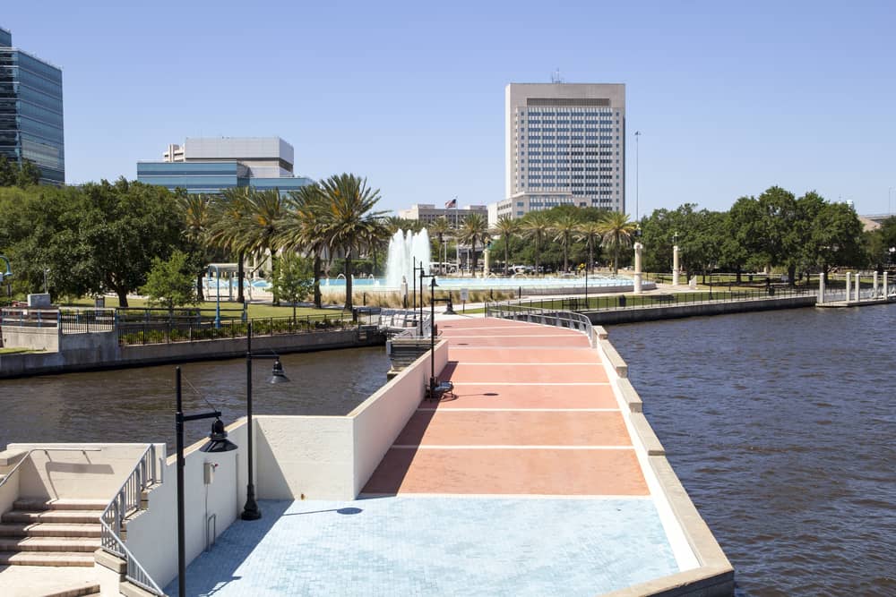 The Jacksonville River walk is a pathway along the water the winds around downtown and features restaurants, stores, and many other stops. It is one of the best free things to do in Jacksonville! 