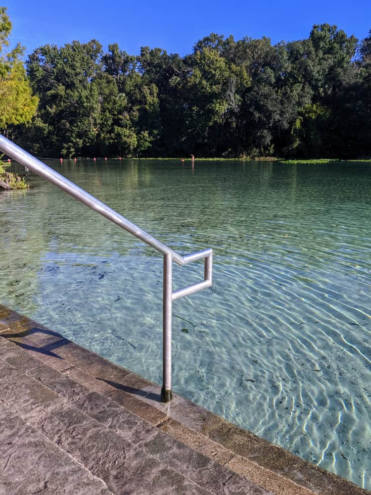 Alexander Springs in located in Ocala National Forest, and the only spring for scuba divers. A must-visit thing to do in Ocala for any scuba lover.