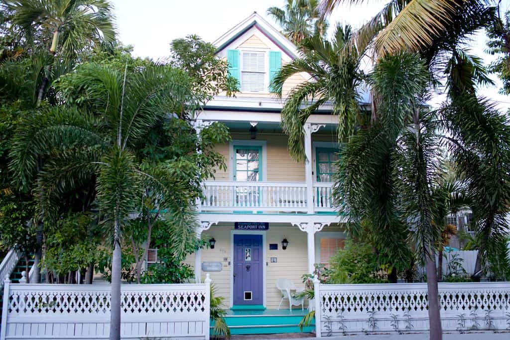 A lovely colonial hotel in key west.