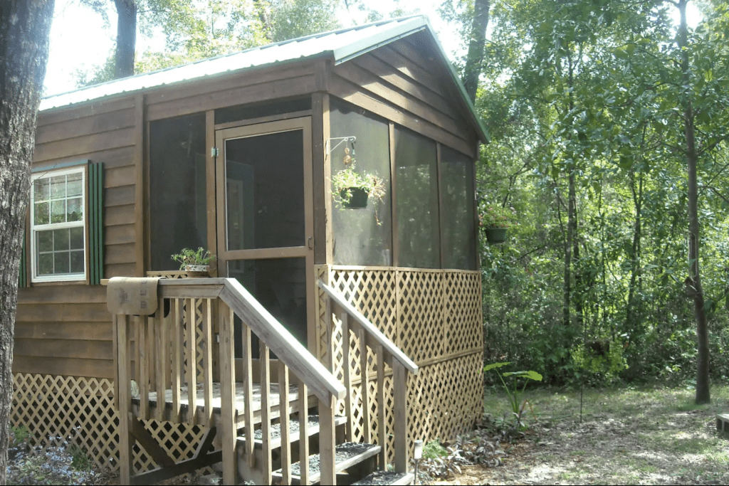 The exterior of Rum Island Cabin, a perfect getaway for glamping in Florida.