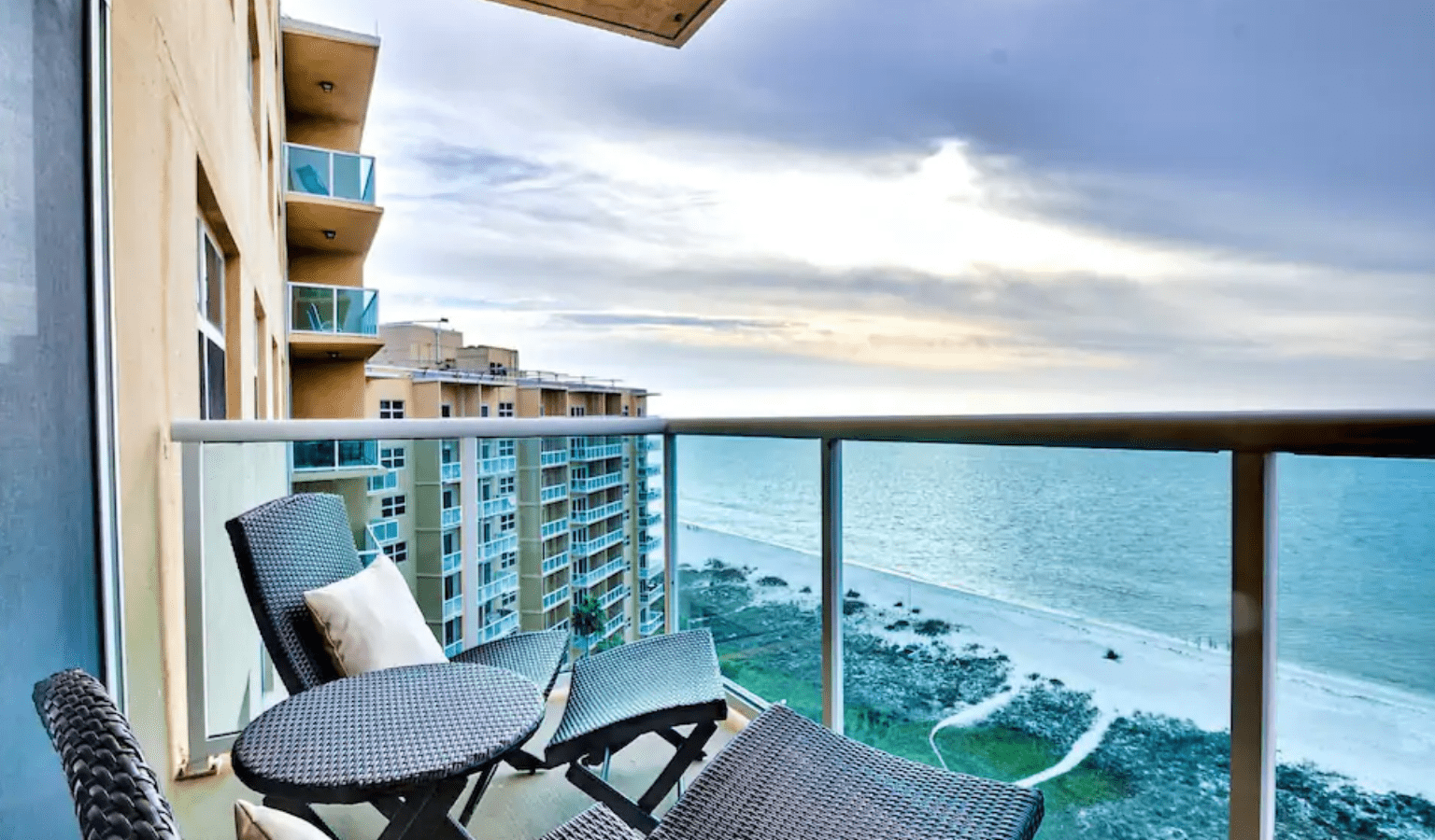 15 Best Airbnbs In Clearwater Condos