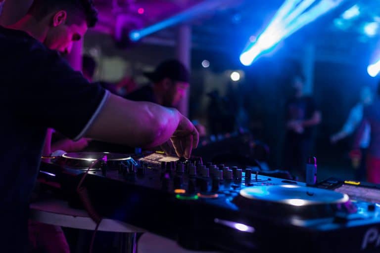 14 Best Clubs And Bars In Tallahassee Florida Trippers