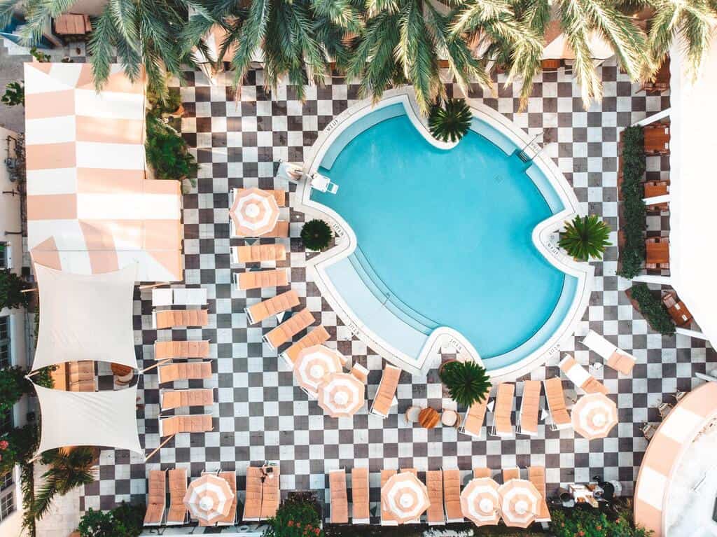 A pool in a boutique hotel in Miami