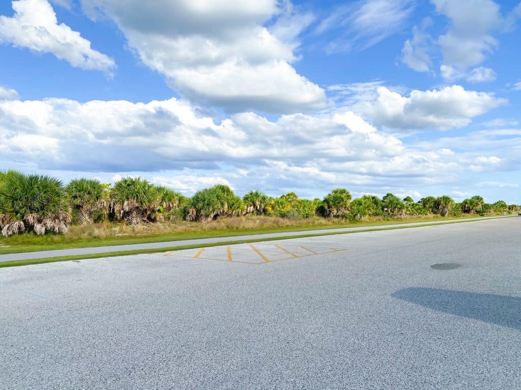 Osprey Trail running along parking lot