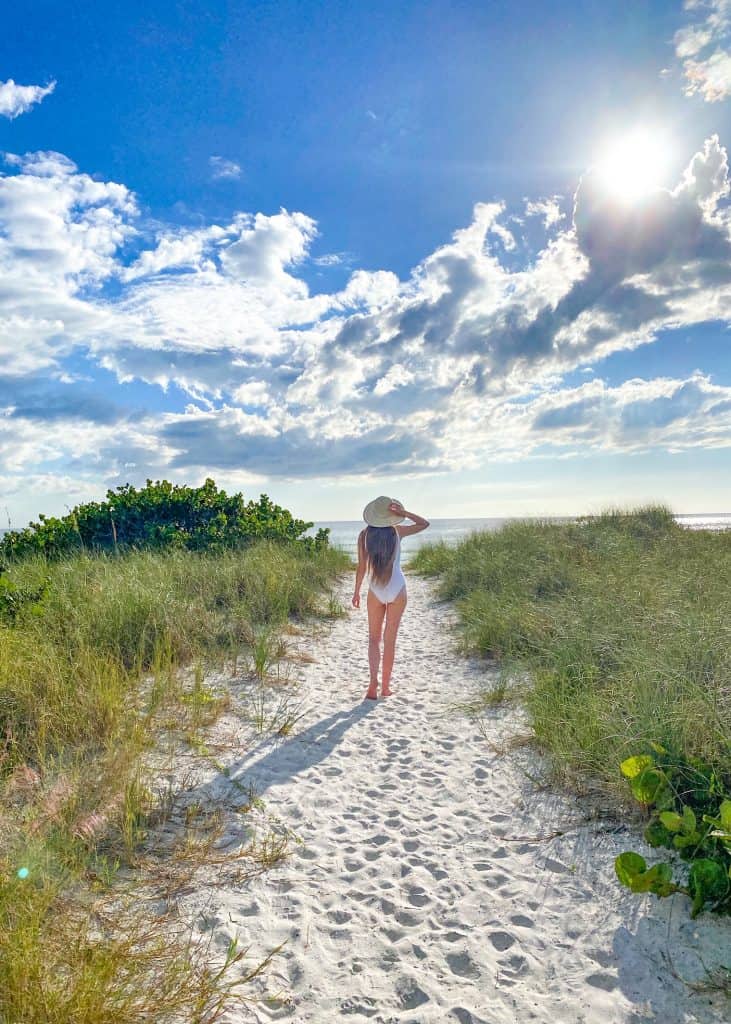 walking to main beach on honeymoon Island State park