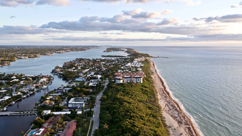 Boynton Beach inlet a great place for surfing in Florida 