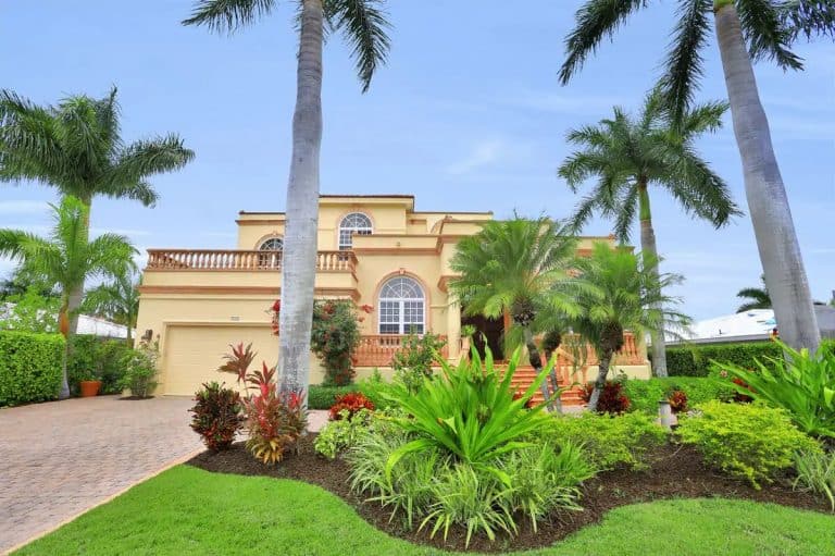 14 Best Airbnbs In Naples FL (Condos, Cottages, And More!) Florida
