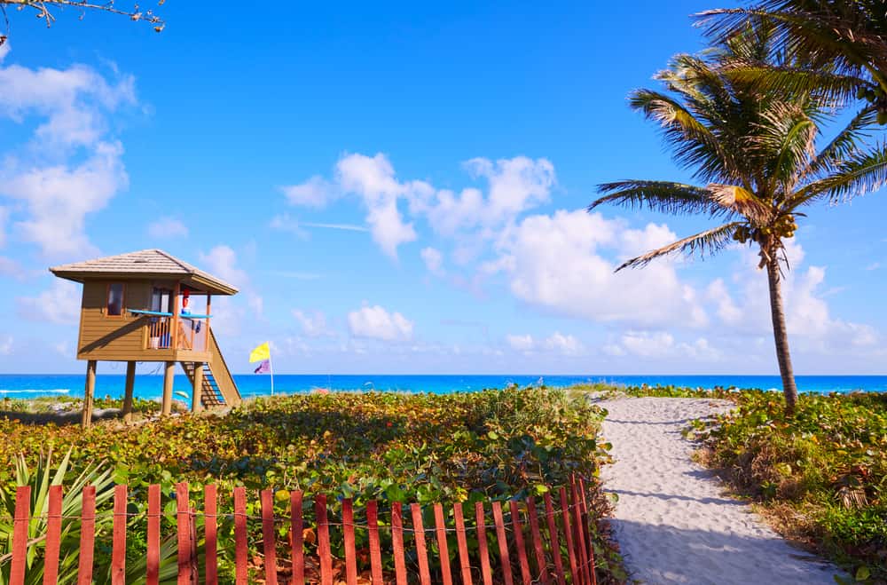 The beautiful entrance to Delray Beach