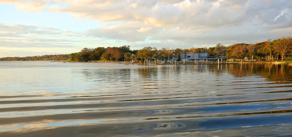 Visit beautiful Mount Dora in Florida just outside of Orlando