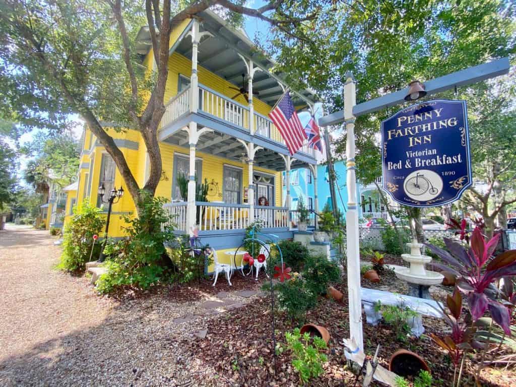 there have been reports of sheets being tugged in the night at this haunted hotel in saint augustine