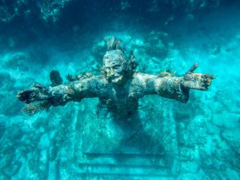 15 Best Places For Scuba Diving In Florida - Florida Trippers