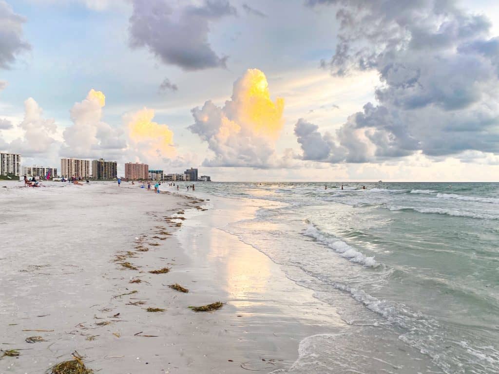 The sky turning to sunset over the beach at Sand Key, one of the best beaches in Florida.