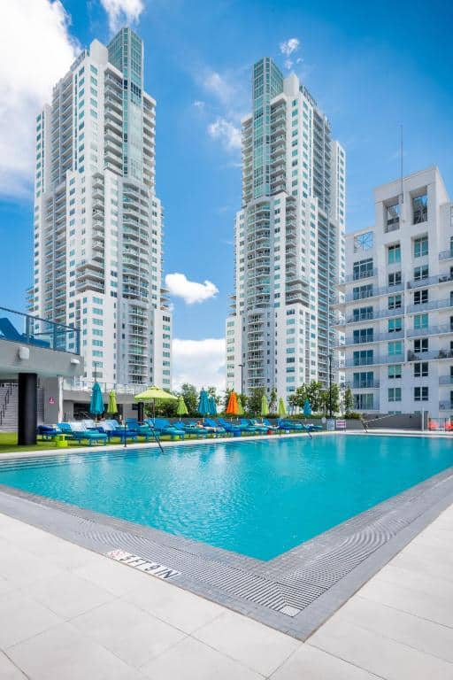 the pool of the guild hotel in Miami Beach