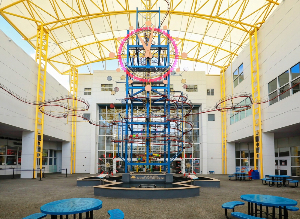 A large clock, moved by mechanical balls and gravity, stands outside the Museum of Discovery and Science, one of the best things to do in Fort Lauderdale.